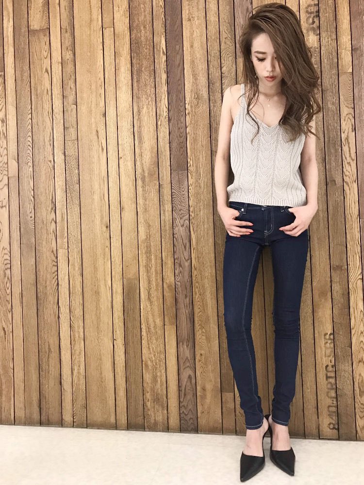 高確率で同性に嫌われてる  2枚目/ヤリマンに見られがちだけどマジで一途