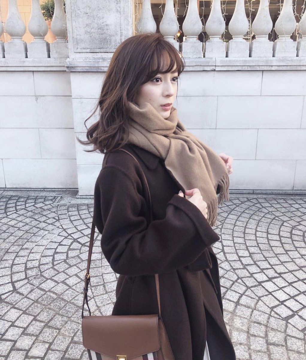 洋服の色合わせとかバッグや小物のチョイスとか本当にオシャレ