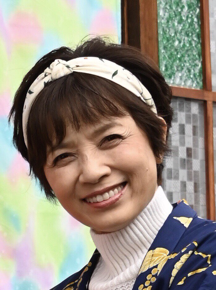 ⚙キャスト紹カーイ⚙  主人公、五色田介人の肝っ玉おばあちゃん