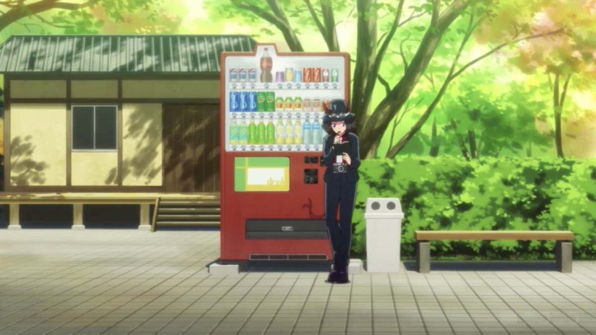 朝も言ったけどペットボトルコーラのためだけに自動販売機歪んでるの面白過ぎて死にそう 