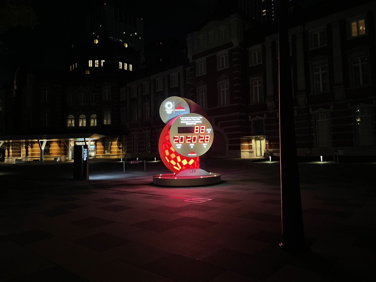 これは消灯しないんかw 