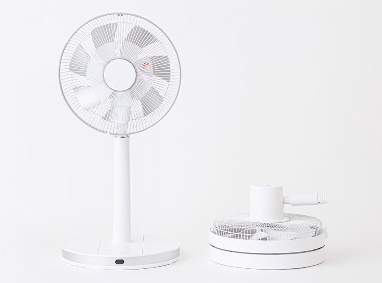  使わないときにめちゃコンパクトになる