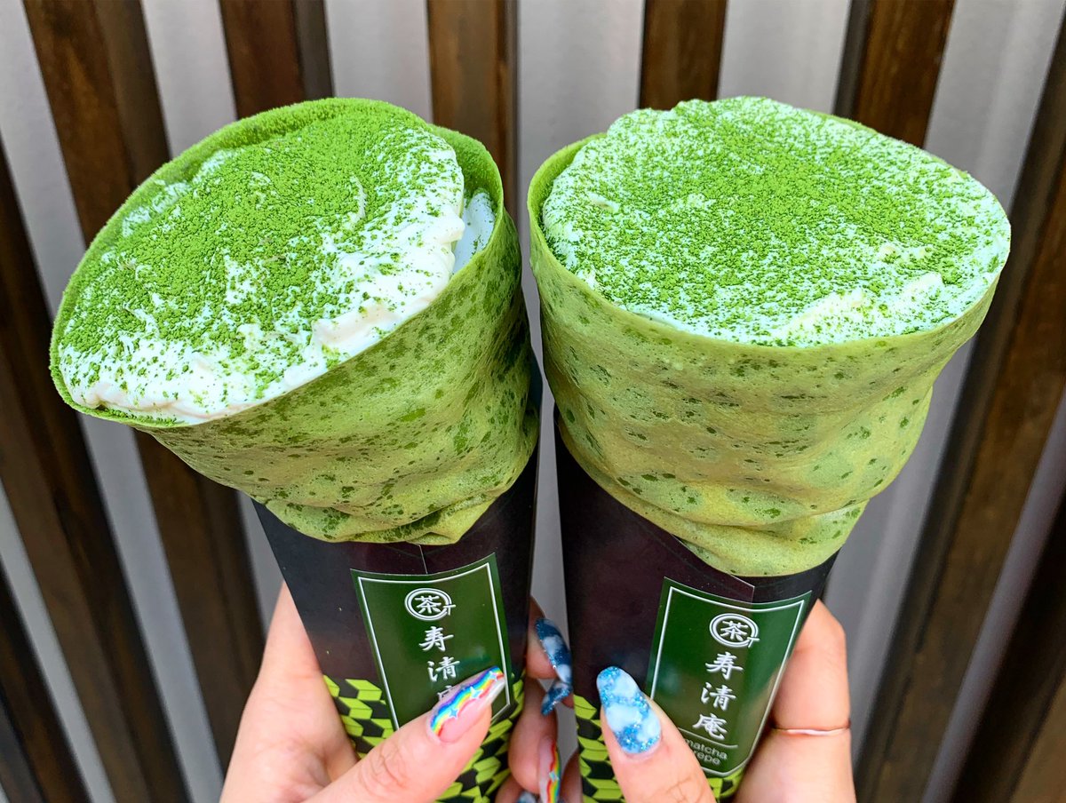 これがマスカルポーネクリームたっぷり超絶美味いからぜひ全国の抹茶好き、抹茶を愛する者たち、抹茶を憎む者たち、全ての抹茶関係者に伝われっ