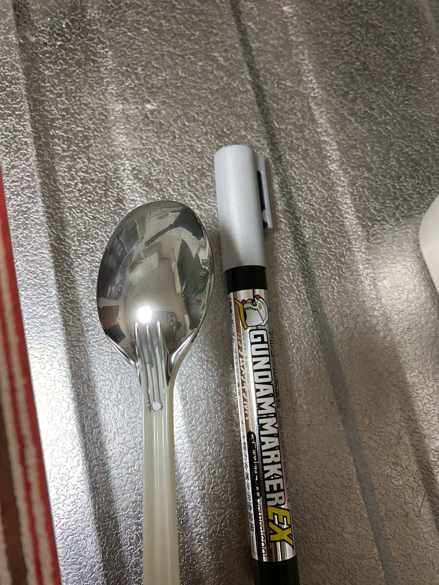 コレスゴすぎる… #ガンダムマーカーEX #メッキシルバー