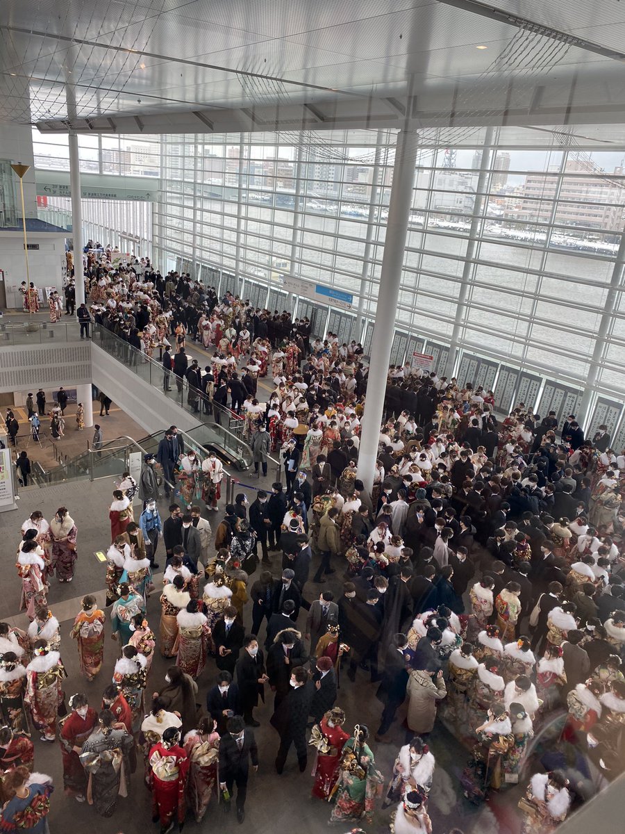 新潟市成人式!わろりんご!