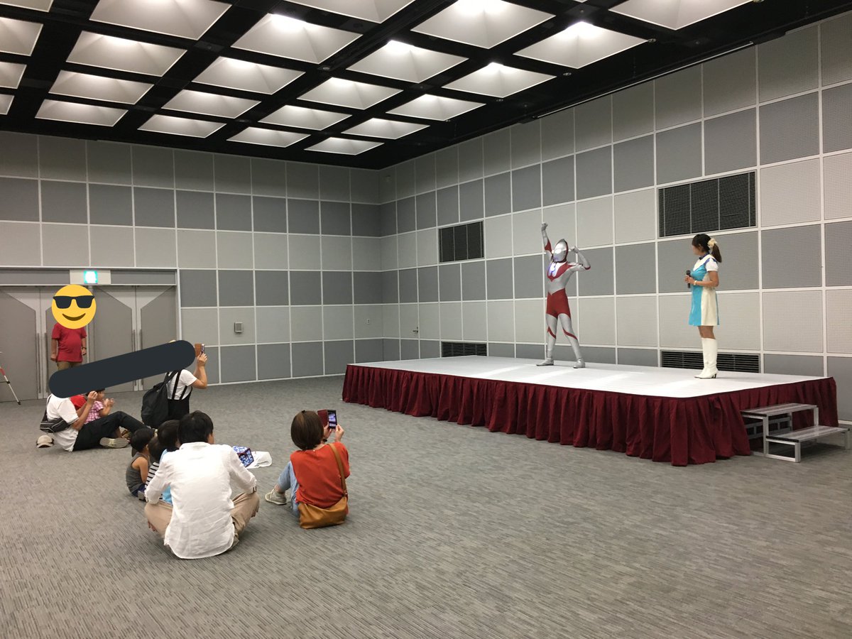 緊急事態宣言でも何でもないけど、集客失敗して200万円くらい損してしまった僕の企画したイベントの写真でも見てください