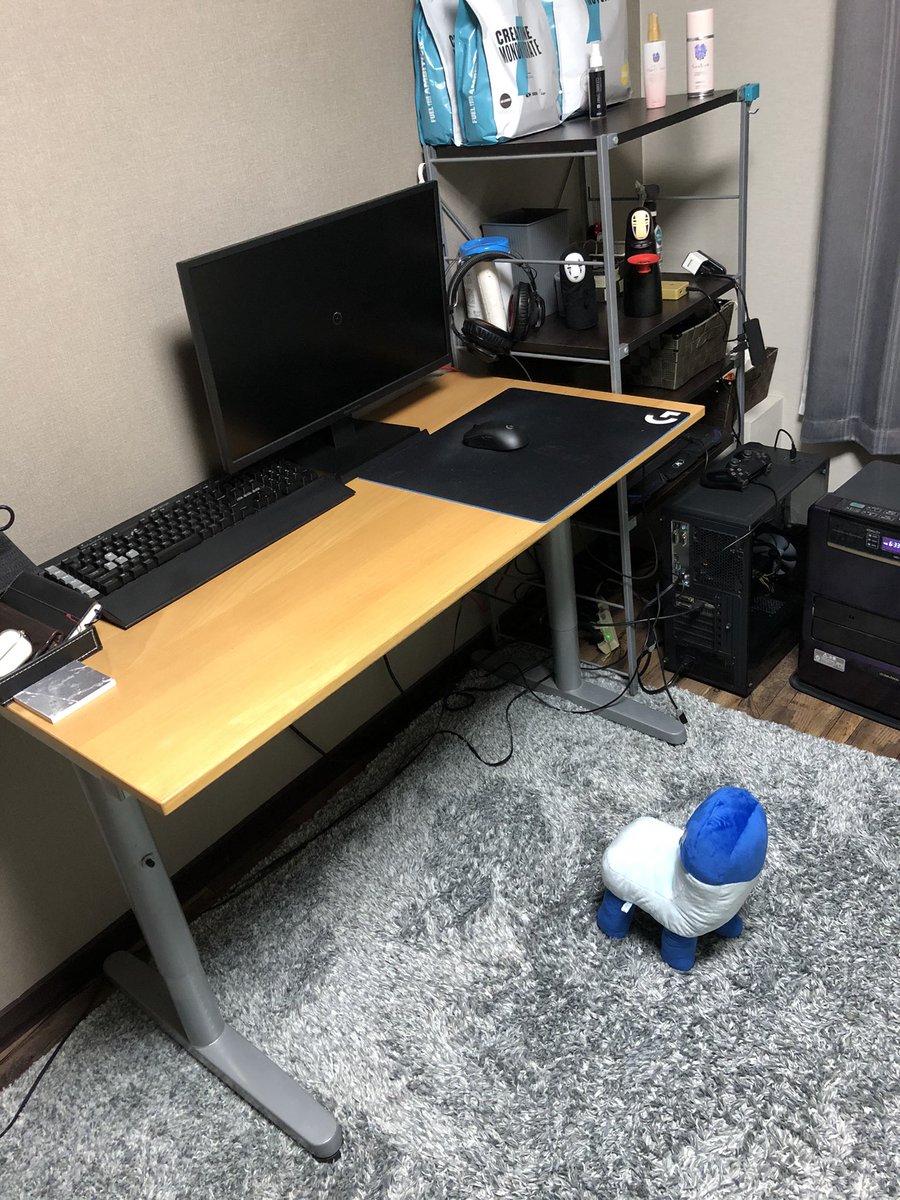 椅子壊れたからAmazonで買ったら大きさ間違えたわ 