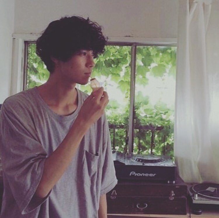 メンズノンノモデルはブスに人権ないと思ってるだろうなという偏りまくった偏見を持ってるので怖いなという感情しか基本湧かないんですけど清原翔くんめっちゃかっこいいし出てくる写真がどれも彼氏感溢れすぎててこれはあかん好きなやつやん…となってる