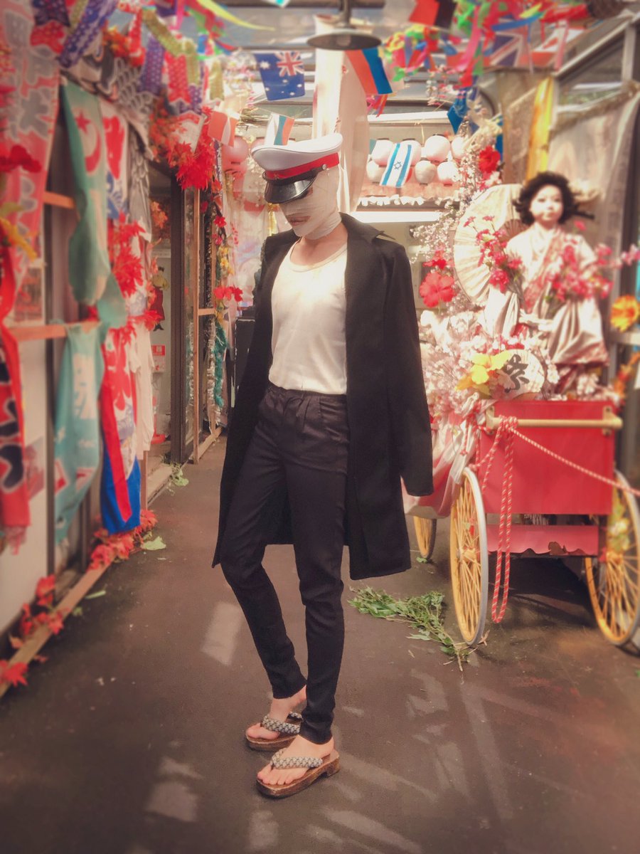 「もう いぢめ ねえ からよ                       仲なおり しようぜ」  毛糸のパンツあったかおぢさん(鞭棄) 