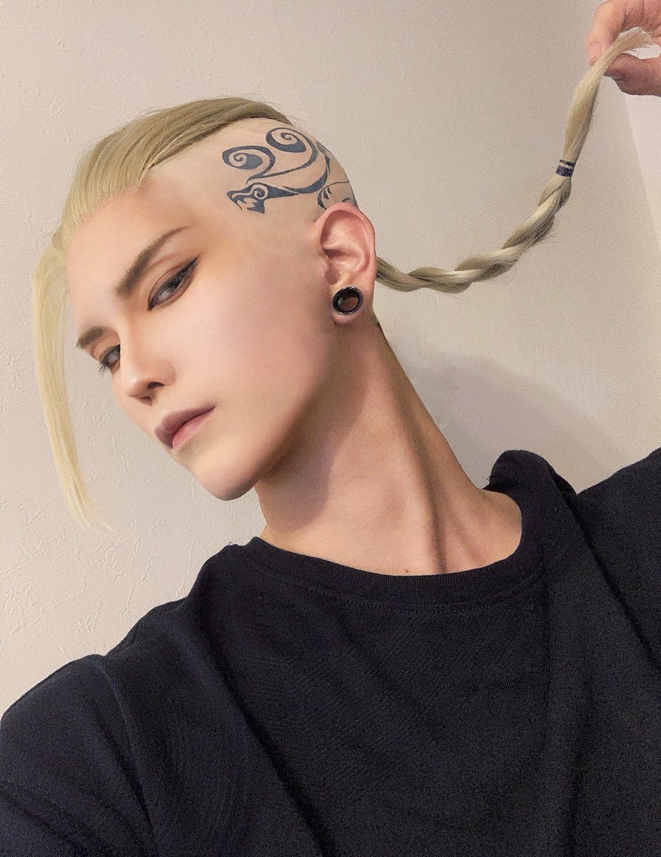 ハゲヅラわからんな🌞 (ピアルまだない) 