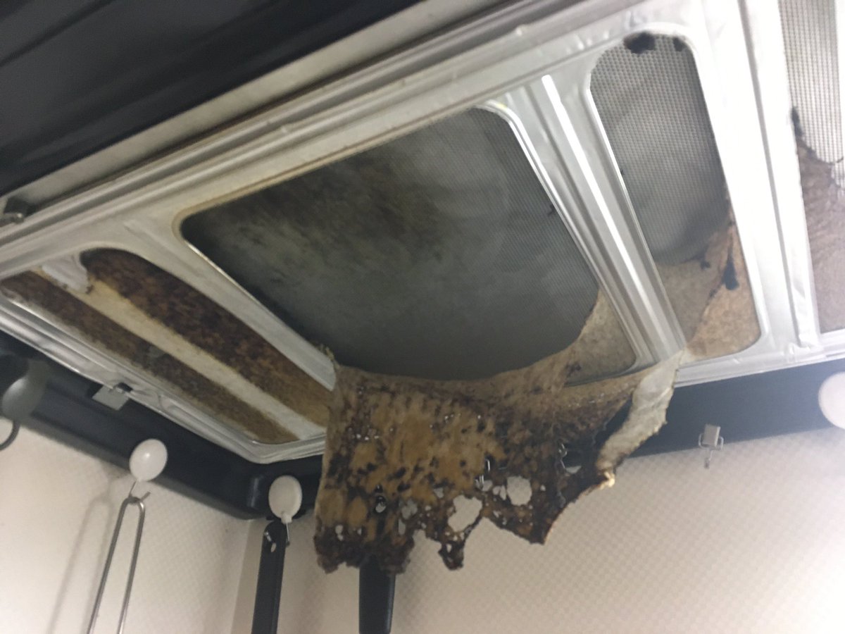 怖かった…危うく火事になるところやった…  ダイソーのトーチを使おうとしたら、ガスが漏れて大炎上