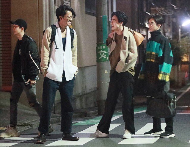 小栗旬と成田凌と千葉雄大と瀬戸康史が一緒に飲んでたとかエモすぎるだろ……混ぜてくれ金はいくらでも払う