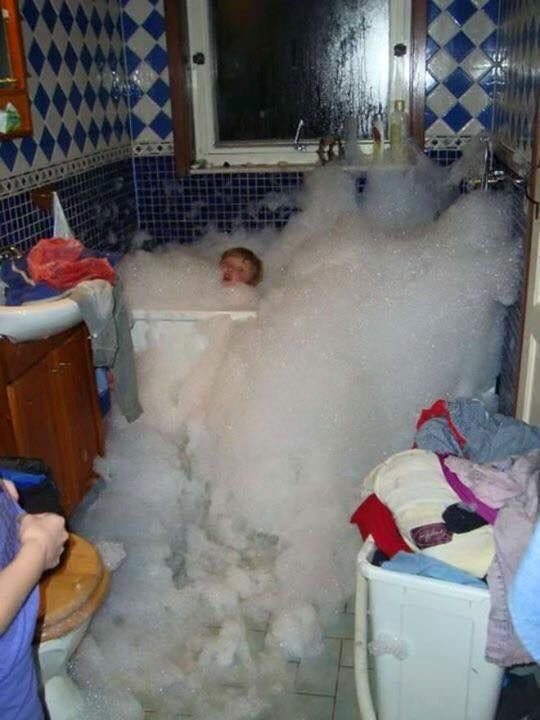 親が目離した隙にとんでもない事をしでかす子供シリーズほんと好き 