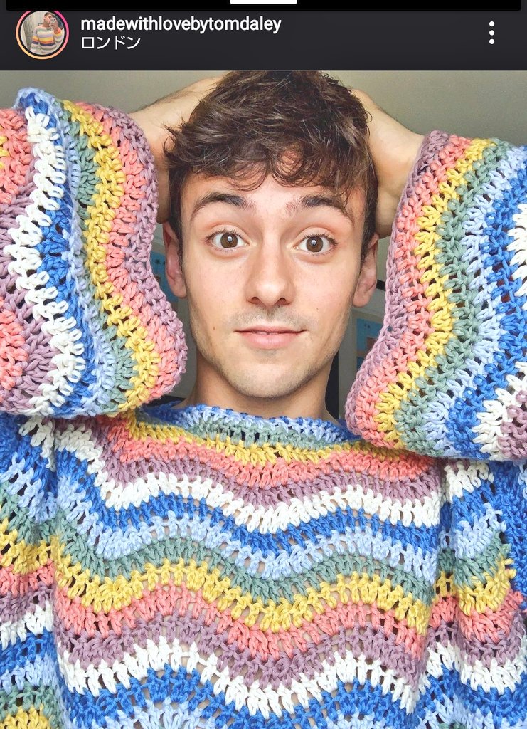 編み物上手なイギリス人をフォローしてたらまさかの飛び込みオリンピック金メダリストだった