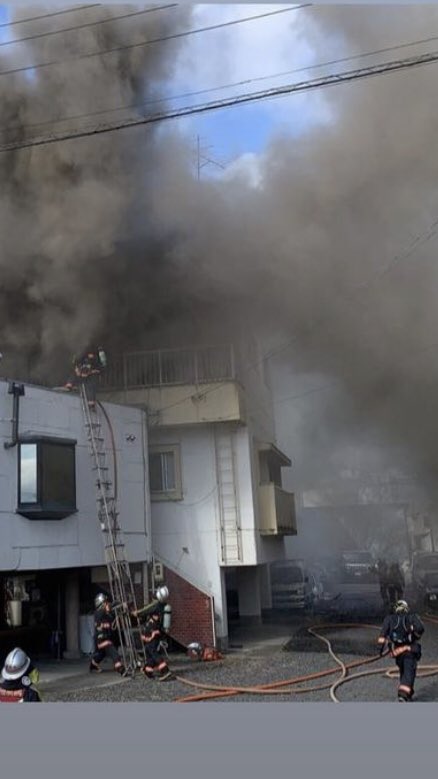 隣の家に放火されて工場水かけられて工場と事務所全損