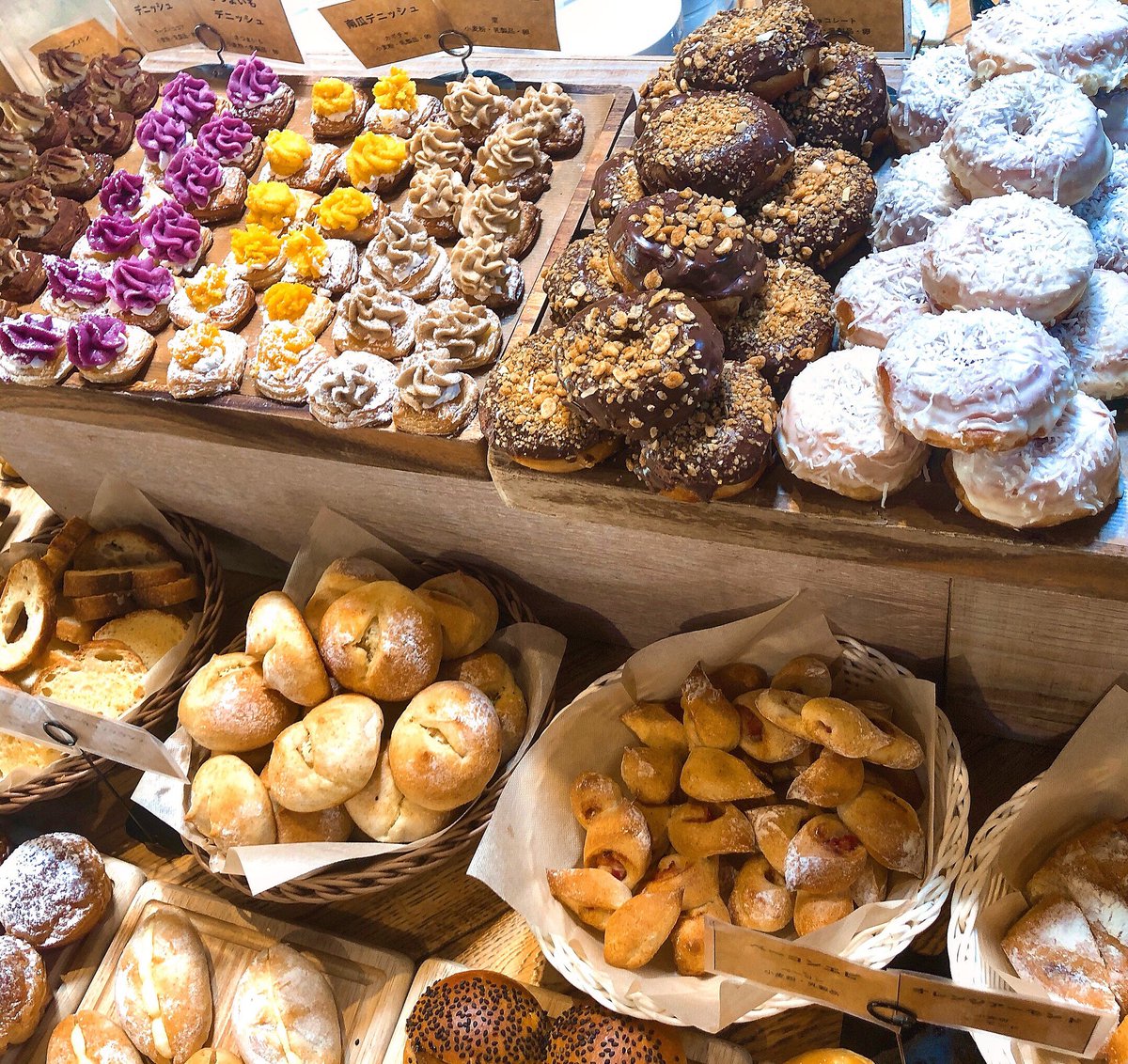 嘘みたいだろ... 食べ放題なんだぜ..これで... 