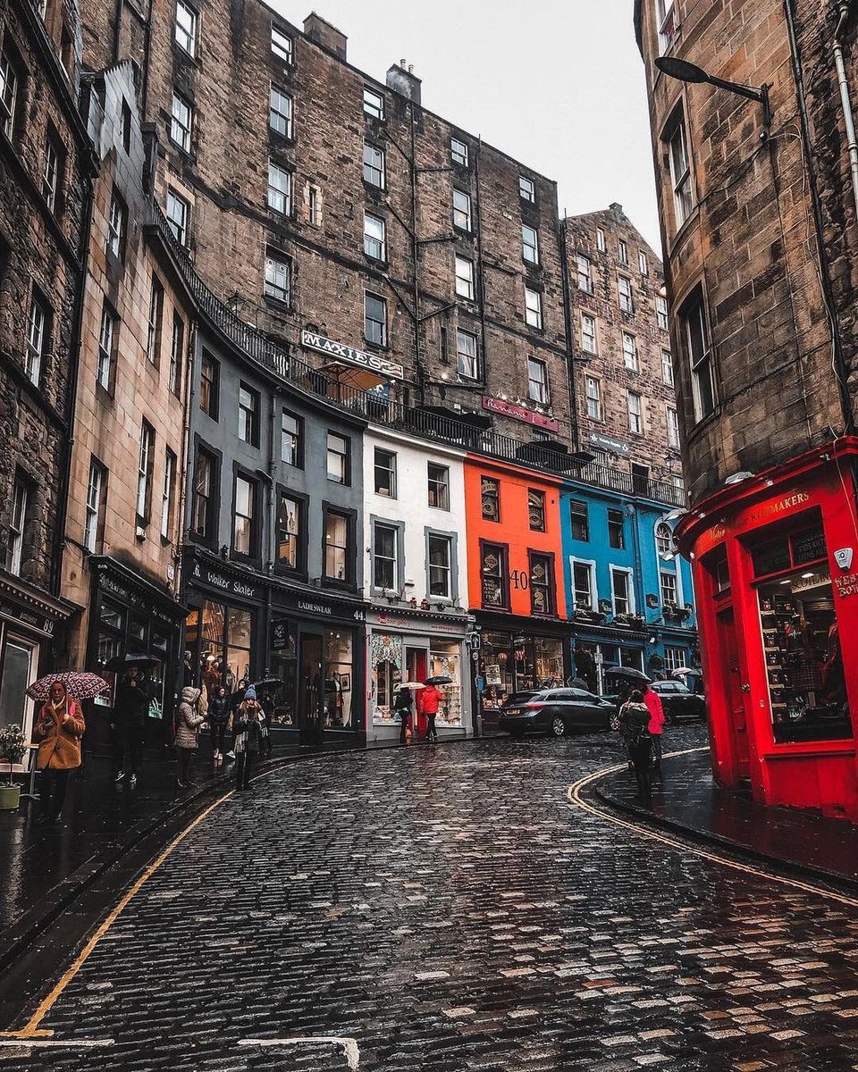 ハリーポッター作者であるJ.K.ローリングはこの街で魔法使いの少年の物語を執筆したんだとか(スコットランド,エディンバラ) 