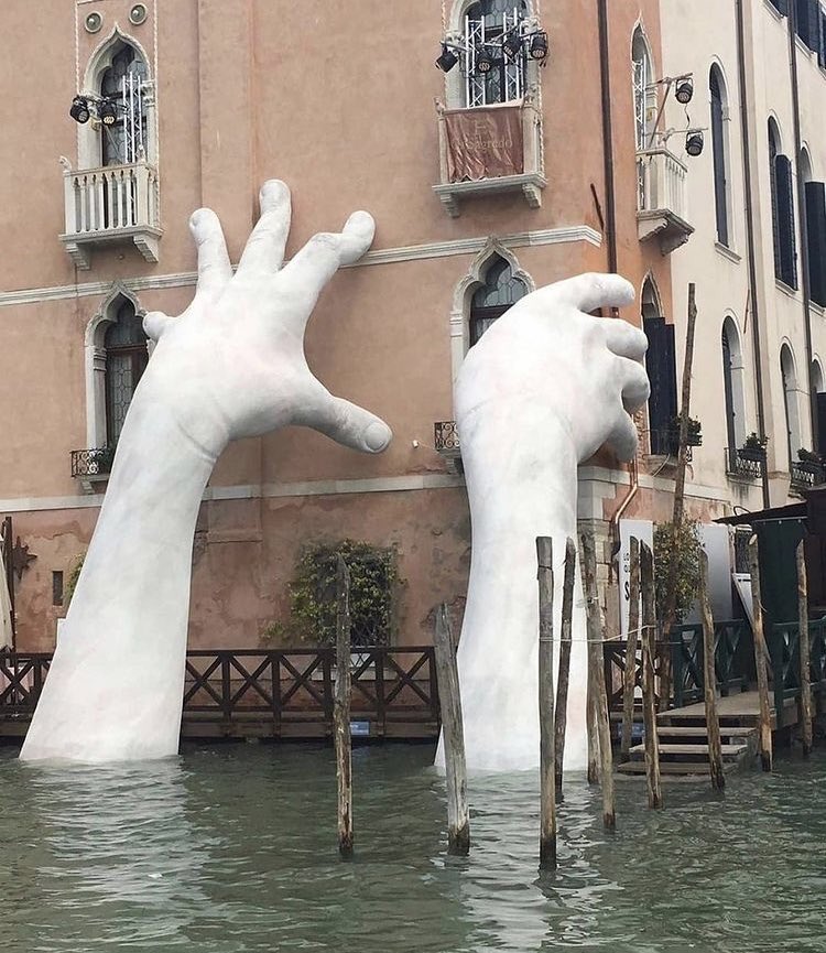 ヴェネツィアの彫刻センスありすぎる 