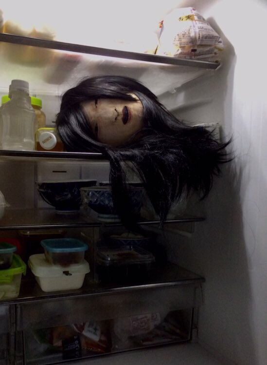 絵の具でハネデシューメロンに顔描いて親に怒られた馬鹿はここです。 