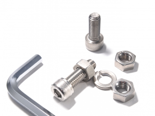 【案件番号MO】 半導体装置の組立作業（8:30～17:15　土日祝休）