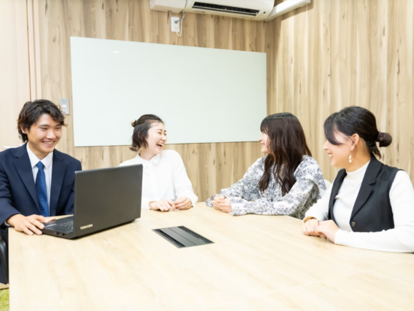 施工現場の作業がスムーズに進むよう管理するお仕事!周囲の手厚いフォローあり!【横浜本社】