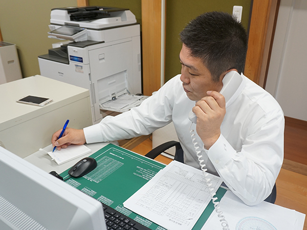座間配車センターの所長をしています。