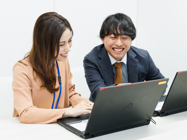 OJT研修&資格取得サポートあり!成長できる環境です