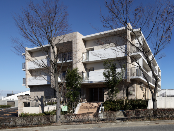 【非常勤】宿直(住宅型有料老人ホーム) ◎大阪府河内長野市勤務 ◎勤続功労金など充実の福利厚生!◎実務経験が浅い方...