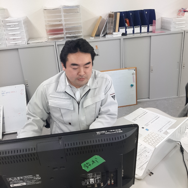 警備事業部・指導教育責任者/錦部(にしきべ)さん
