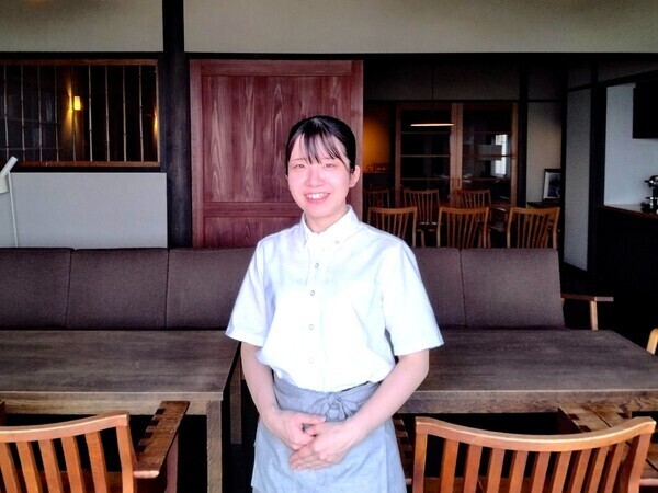 【正社員/ホテル接客サービス】◎業界＆職種未経験者歓迎　◎転勤なし　◎毎週2連休が可能　◎残業月10時間程度　◎U・Iターン応援！