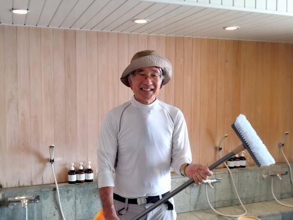 シニアも大活躍！
幅広い世代の方にできるお仕事です。