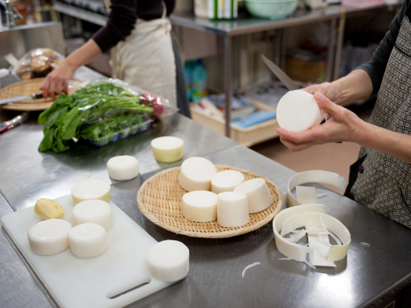 手仕事の好きな方に楽しい仕事です。