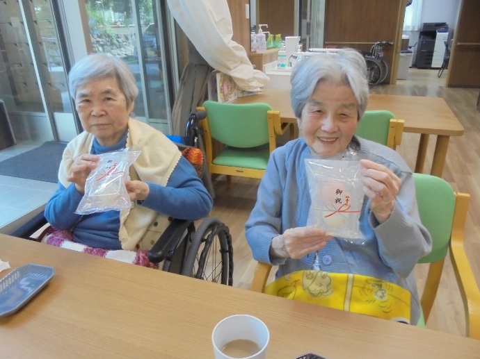 【ザ・テラス学園富雄】紅白饅頭からはじまる食欲の秋