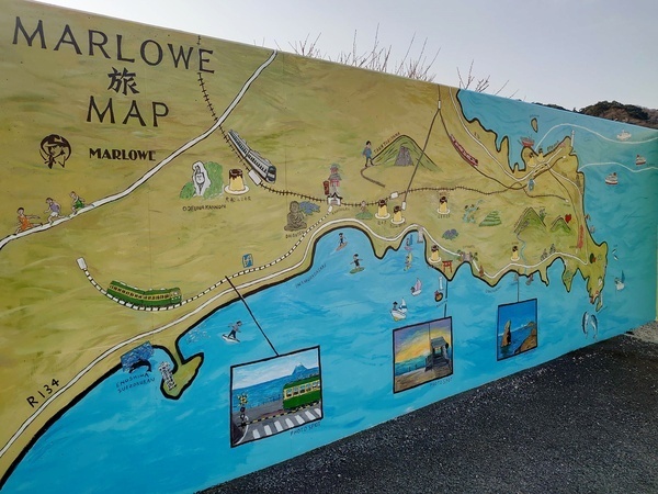 MARLOWE旅MAP
駐車場の壁面に描かれています。