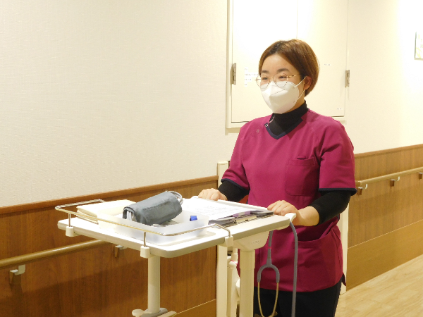 【正職員／病棟看護師／日勤のみ／経験5年未満】★鹿児島中央★県内では希少な専門病棟◎若いスタッフが多く活気に溢れる職場です◎IT化推進で業務負担を軽減◎表彰制度・福利厚生が充実◎有休取得率ほぼ100％◎