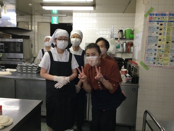 【アルバイト/朝食サービススタッフ@海の別邸　ふる川】朝の時間を有効活用★午前だけのお仕事◎無料駐車場完備で車通勤もできちゃう♪学生さんからシニアの方まで＜学歴不問★＞仕事は一から丁寧に教えるのでホテルでの業務が初めてでも大丈夫♪＜週3日～＞＜1日4ｈ＞