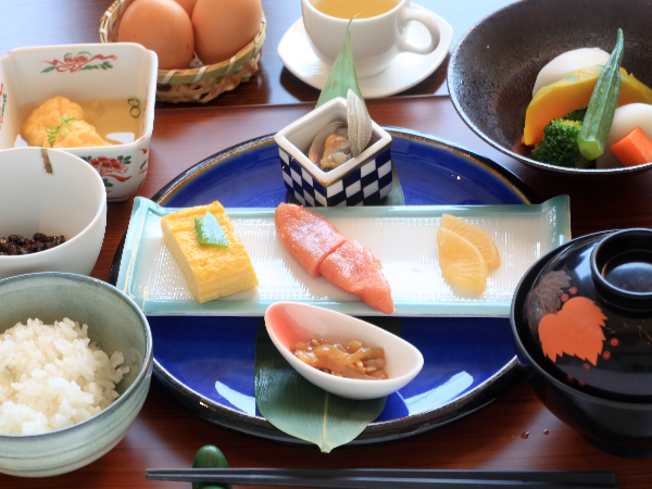 温かい料理と優しいスタッフのサービス