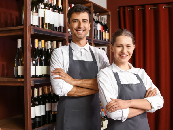 【ホール | ワイン勉強したい人集まれ！】40種試飲OK・抜栓やワインサービス業務多し | ワイン社割有 | まかない無料 | 週2日～、1日4h～