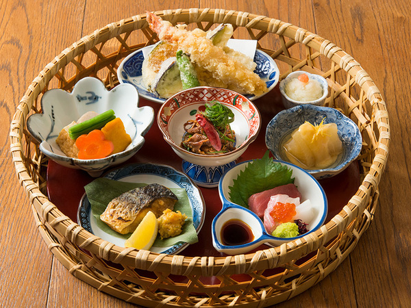 黒長兵衛　羽田空港／接客