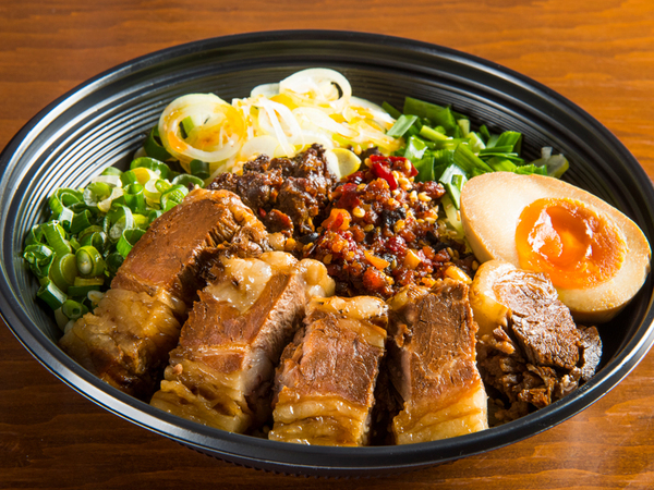 紅虎小吃店　御殿場プレミアム・アウトレット／料理人