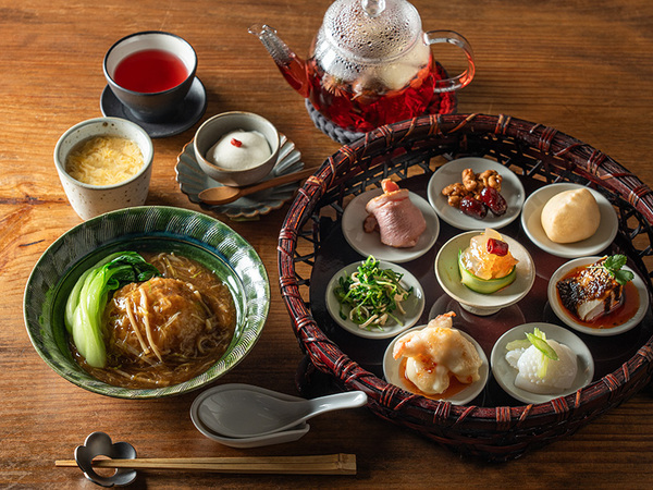 梅梅　北千住マルイ／料理人