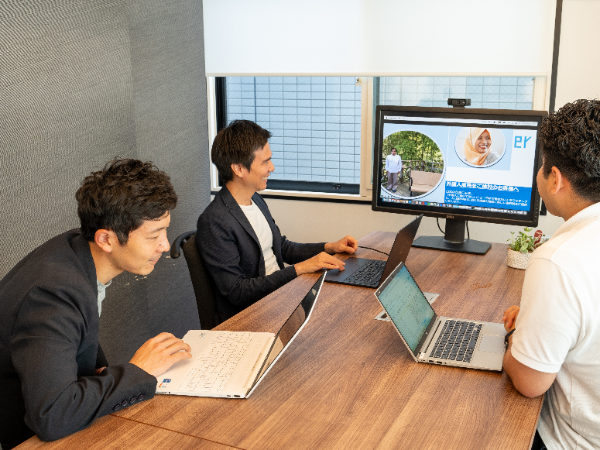 【WEB・SNSの広告制作・運用】大阪／未経験歓迎｜急成長ベンチャー／未経験からトップマーケターへ◎