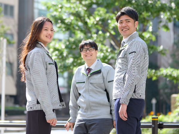 平日夕方16時から4.5時間のみ♪【品川の駅チカ超高層ビル内での清掃スタッフ】駅チカで通勤ラクラク♪空き時間を有効に使いたいアナタに♪丁寧な研修で未経験でもOK＊交通費規定支給