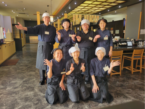 ＨＩＲ株式会社（回転寿司とっぴ～　小樽運河通店）和気あいあいとした職場で、ノンストレスな 働き方！