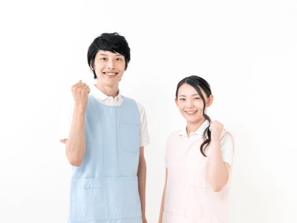 正社員【介護職】★有資格者限定★経験者優遇★資格手当などの待遇充実★希望休や連休取得しやすい職場★