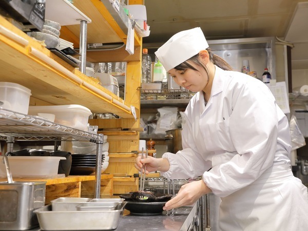 【アルバイト/仕込みスタッフ:十方夷第(じゅっぽうえびすだい)大蔵店】60代以上のシニア大歓迎◎夕方までの仕事◎週1日~×4時間~勤務OK。◎まかないあり