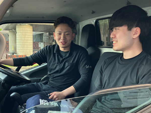 【アルバイト/ドライバーサポートスタッフ】まずはお試し勤務も歓迎！常にドライバーさんと一緒なのでサポート体制ばっちり！週3日～勤務OK⇒フルタイムでしっかり稼ぎたい方も歓迎！経験・年齢不問☆札幌市内の勤務です！