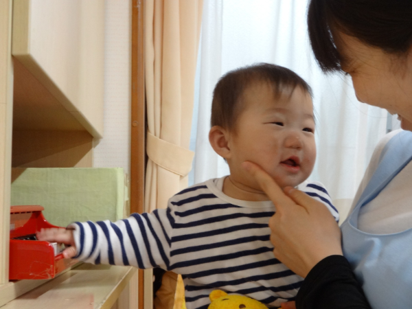 【パート】幼保連携型認定こども園「きらり保育園」の保育教諭　★1日6h～勤務OK　★シフト応相談　★残業なし　★1食250円のおいしい給食あり