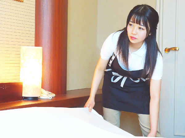 【アルバイト：客室清掃スタッフ/ホテル ファラオ】≪昼～夕方シフトで募集≫週2日～勤務OK★家事・育児のスキマ時間にサクッと稼げます！シーツの敷き方から丁寧にお教えします◎未経験さんも多数活躍中★対面接客なしだから恥ずかしがり屋さんも安心！学生も歓迎◎