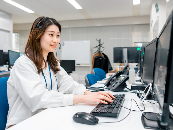 【コールセンター受付オペレーター│アルバイト】★週3日、1日4時間~OK ★ワークライフバランス良好 ★シフト制 ★充実の研修制度 ★ノルマなし ★未経験者活躍中!